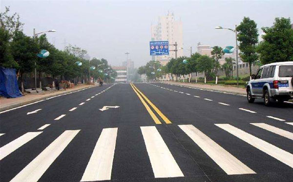 阿克苏标线涂料在阿克苏环氧地坪项目中的选择与应用